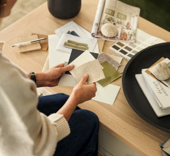 Available in six fabrics, choose from our softly textured House Linen Mix or the velvety, plush finish of Eco Chenille. Order free swatches to find the perfect finish.