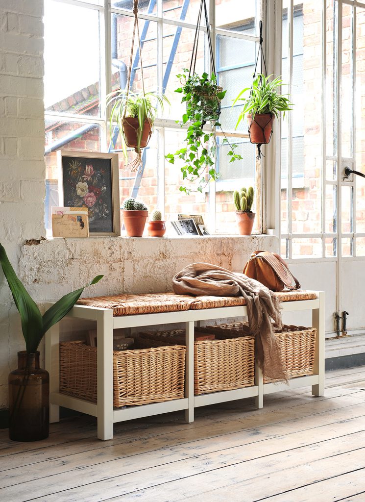 Wicker and wood hall bench, country style, wicker baskets, macrame, hallway, hall storage, cacti, ivy, wooden floors