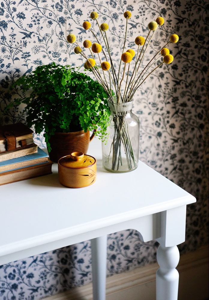 craspedia, flowers, dressing your home, dressing table, vintage wallpaper