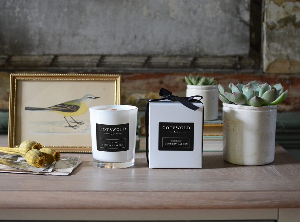 cotswold company scented candle 