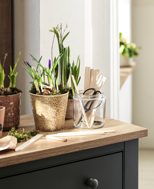 Our pots and garden planters make thoughtful Mother's Day gifts